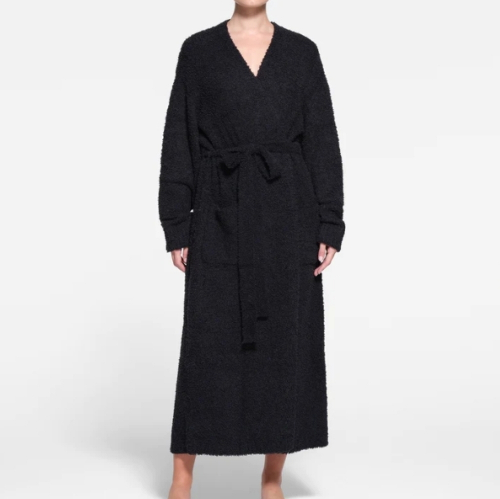 Skims Cozy Knit Unisex Robe